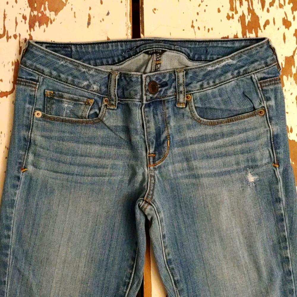 AEO Stretch Skinny Holes & Perfect Fade Denim - Low Rise, Babes - Picture 6 of 15
